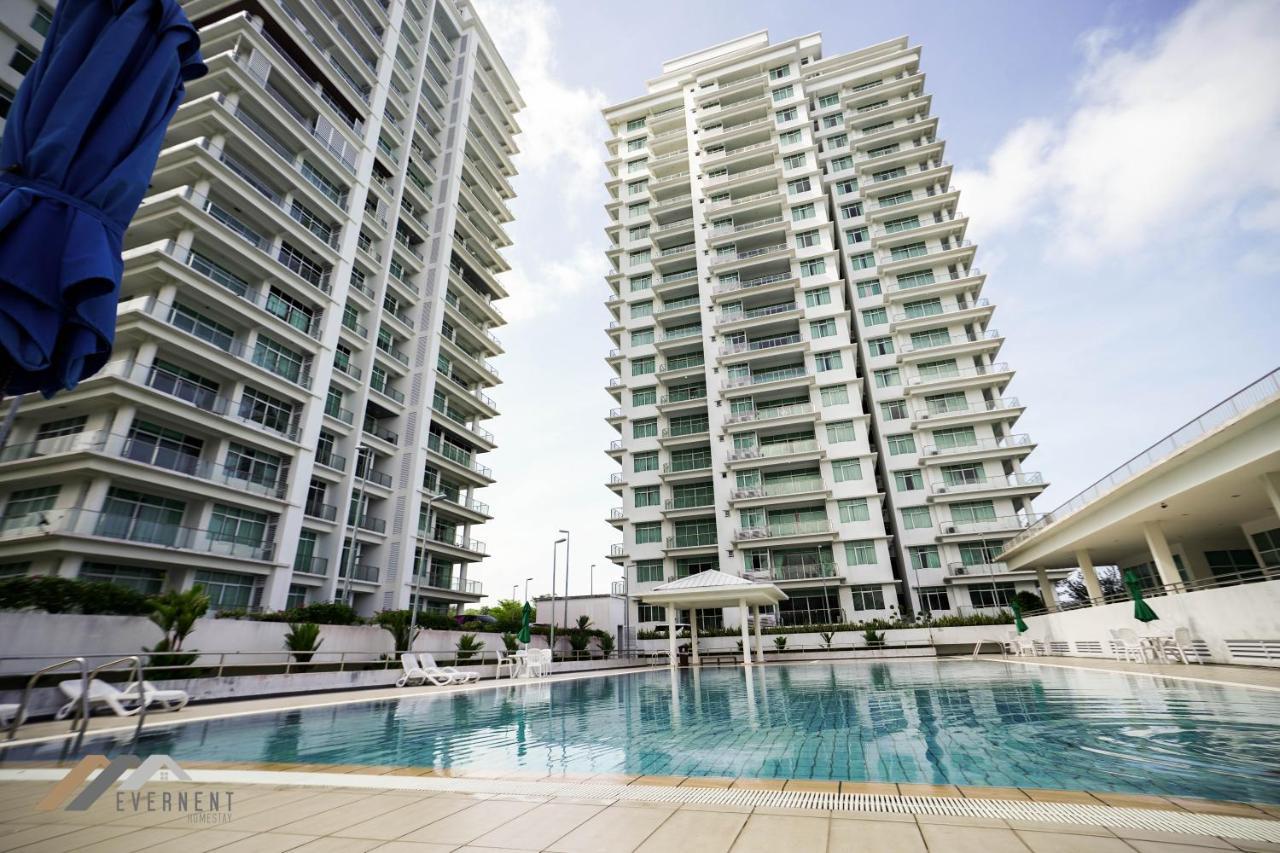 Bay Resort By Evernent Miri Exterior foto